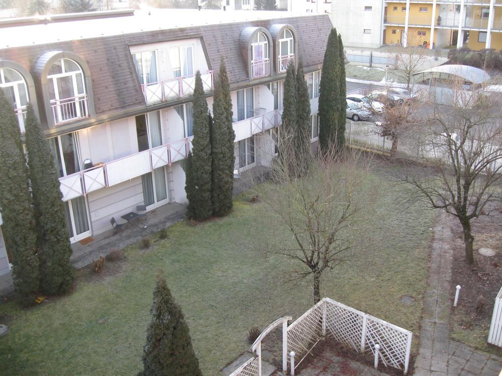 Holiday Apartments Warmbad Villach Værelse billede